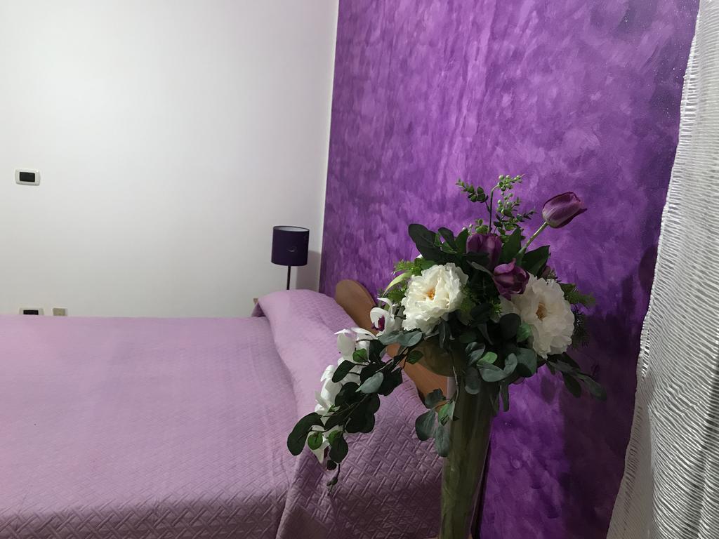 Bed and Breakfast Rosy And Roby Gasponi Екстер'єр фото