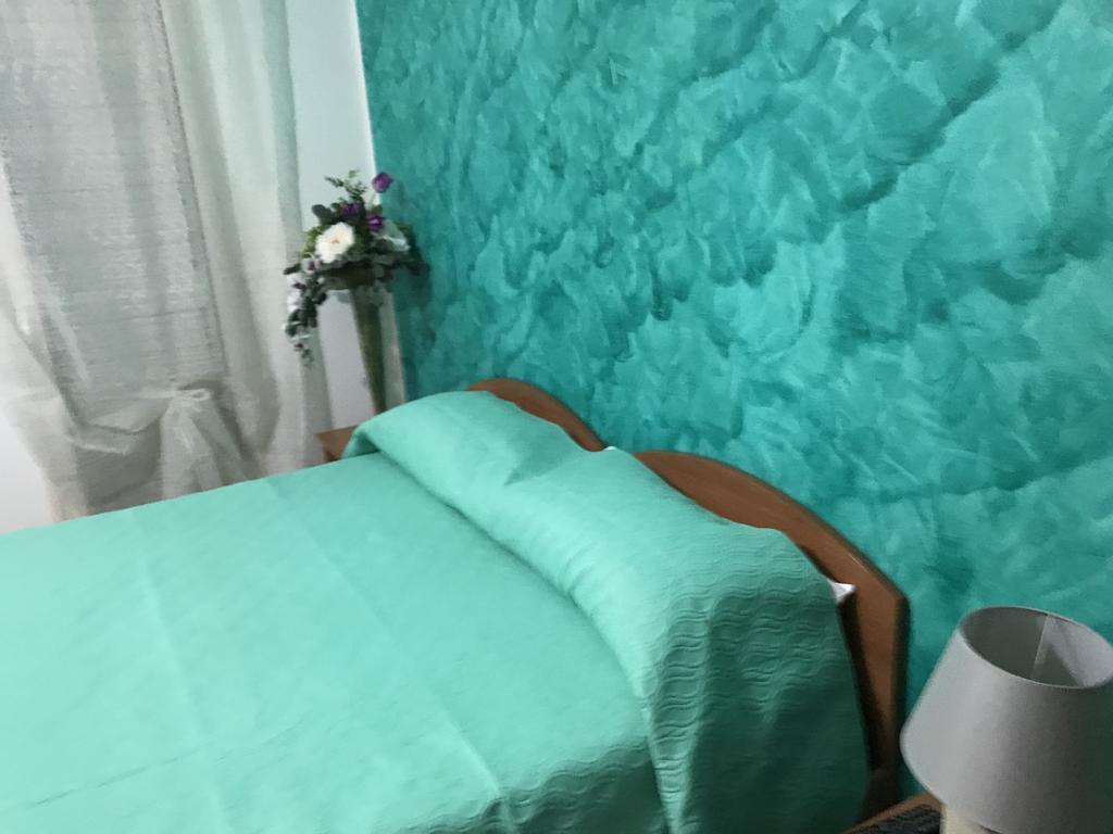 Bed and Breakfast Rosy And Roby Gasponi Екстер'єр фото